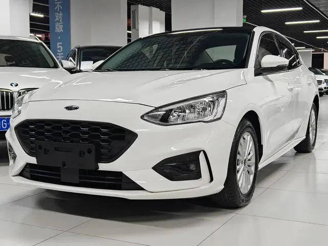Ford Focus 2020 Sedan EcoBoost 180 Automatic Sharp Trend Type