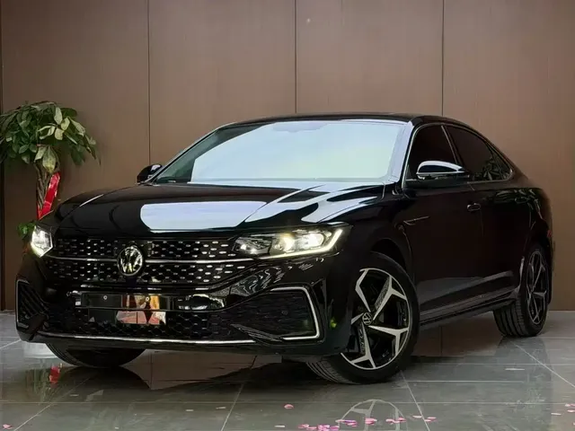 Volkswagen Passat 2024 380TSI Starlight Dragon Soaring Edition