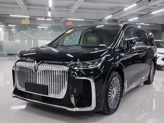 Voyah Auto Voyah Dreamer 2025 PHEV 4WD Kunpeng Premium Edition