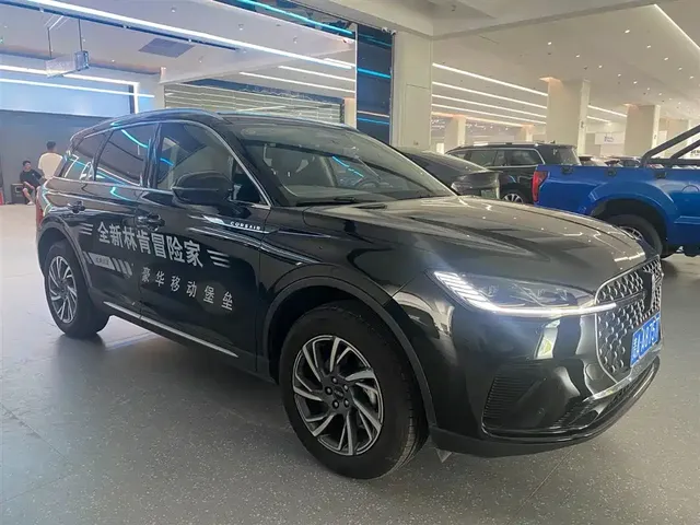 Lincoln Adventurer 2024 2.0T FWD Exclusive Edition