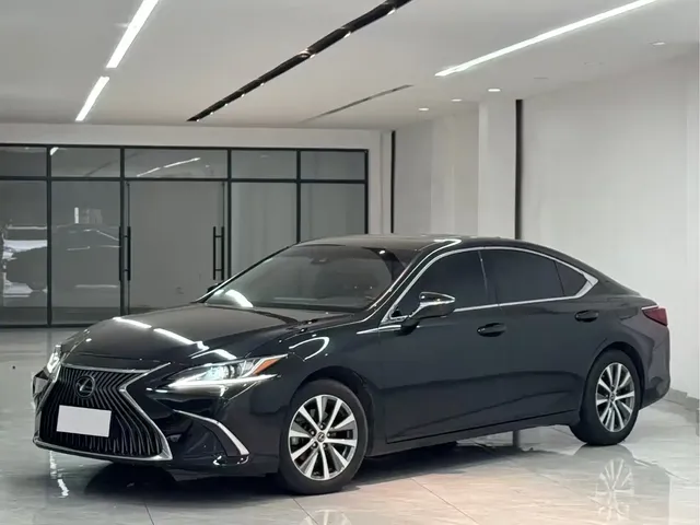 Lexus ES 2020 200 Excellence