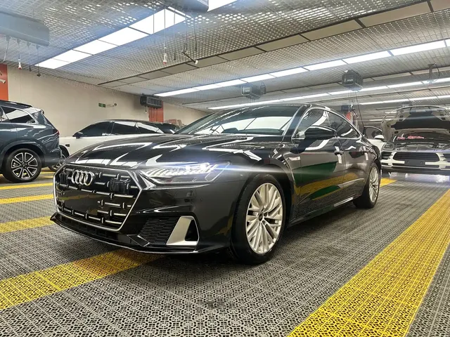 Audi A7L 2024 45TFSI S-line Dream Edition Crystal Package