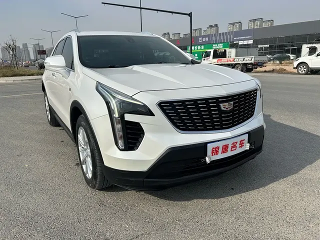 Cadillac XT4 2021 28T FWD Technology Edition