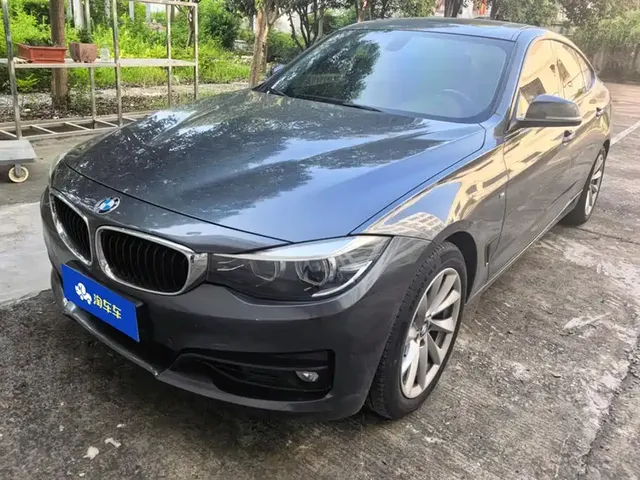 BMW 3 Series GT 2019 320i Fashion Model