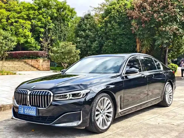 BMW 7 Series 2019 740Li Leading Luxury Package