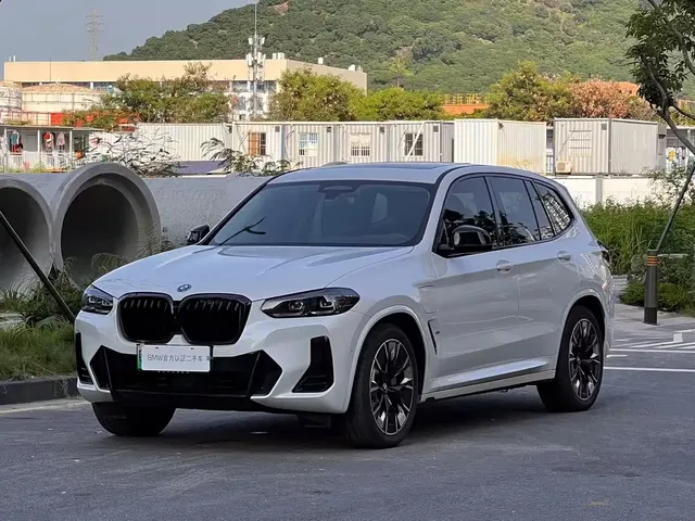 BMW iX3 2024 Innovation Leader