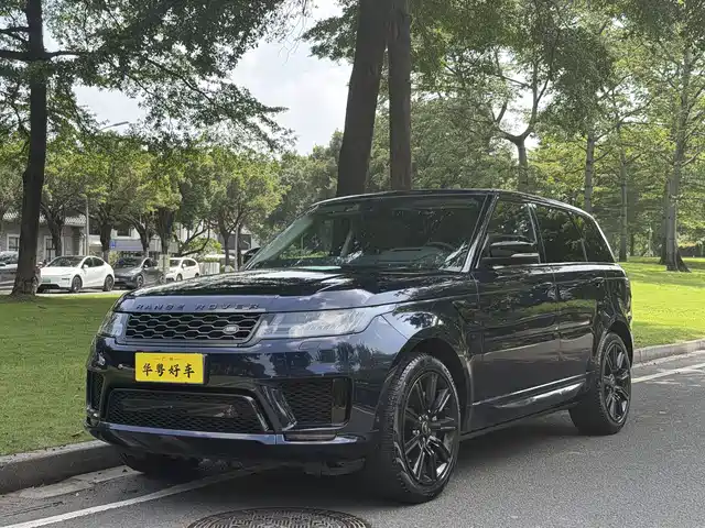 Land Rover Range Rover Sport 2022 3.0 L6 Gloss Black Edition