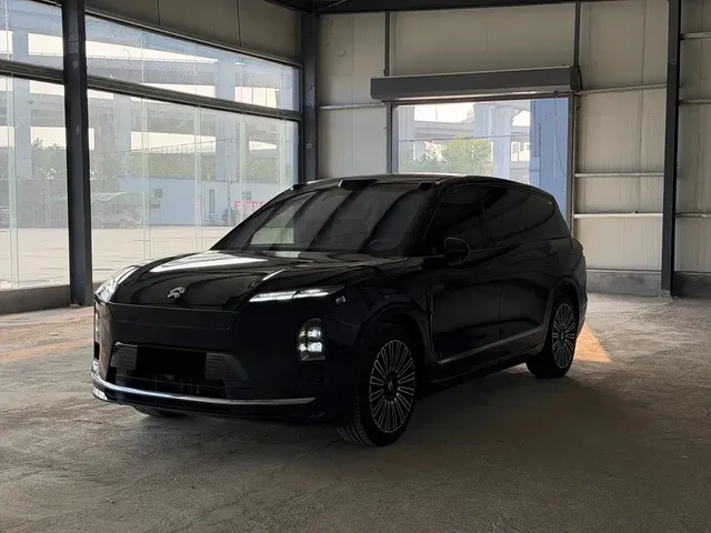 NIO ES8 2025 Model 6-Seat Executive Luxury Edition