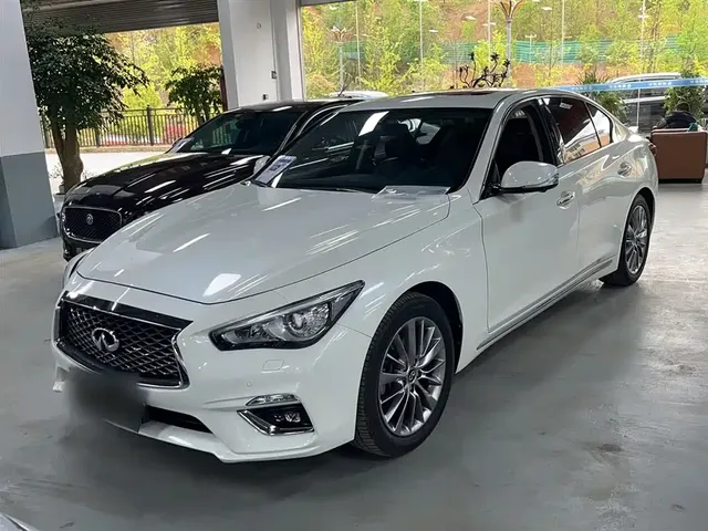 Infiniti Q50L 2018 2.0T Premium Edition (China VI)