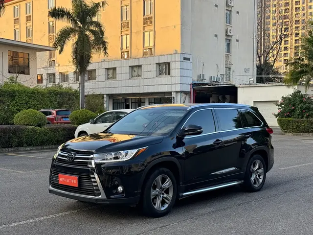 Toyota Highlander 2018 2.0T 4WD Premium 7-seater (China V)