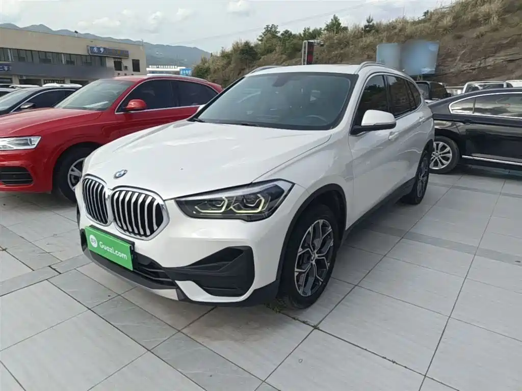BMW X1 2021 sDrive25Li Leading