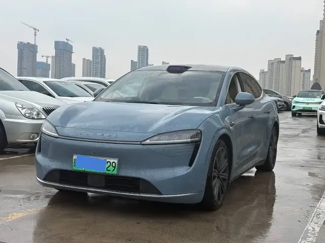 Zhijie Luxeed R7 2024 Pure Electric 736km Ultra