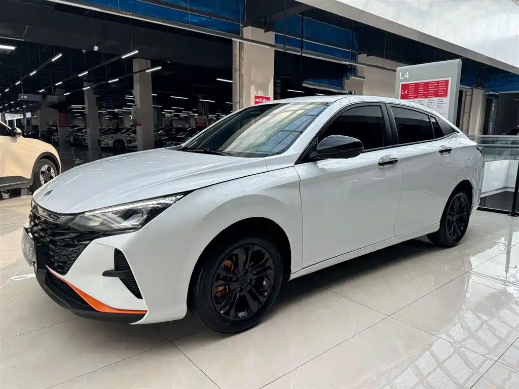 Dongfeng Aeolus Yixuan 2023 1.5L Automatic Glory Edition