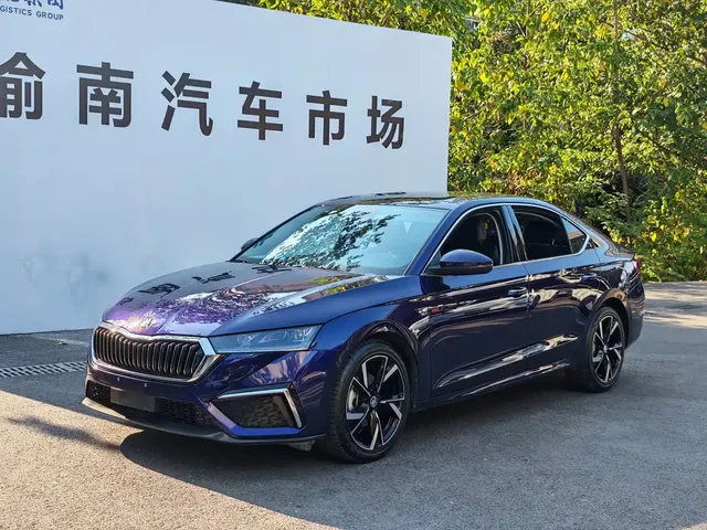 Škoda Octavia 2023 Facelift PRO TSI280 Premium Edition