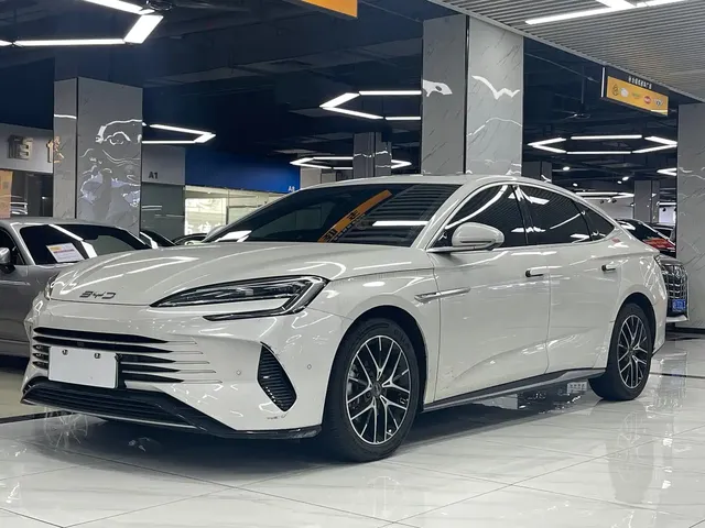 BYD Seal 2023 DM-i 1.5T 121km Flagship