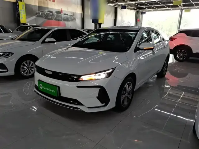 Geely Emgrand L HiP 2024 Model Champion Edition 1.5TD-DHT Pro 100KM Surpassing Type