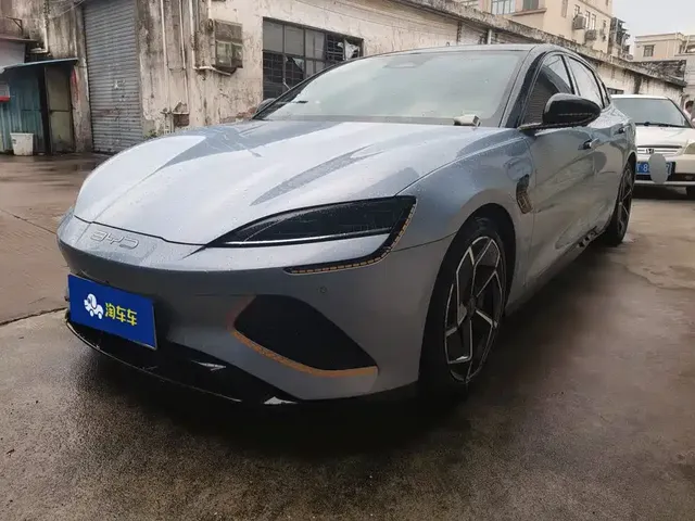 BYD Seal 2022 700km Long Range RWD Edition