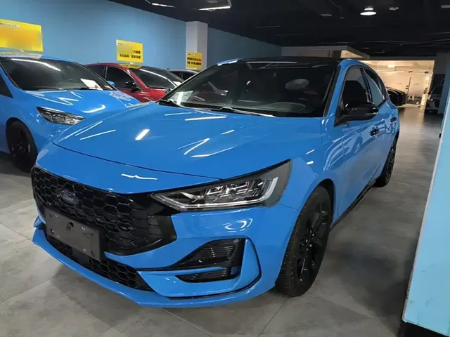 Ford Focus 2022 Hatchback EcoBoost 180 Auto S Edition