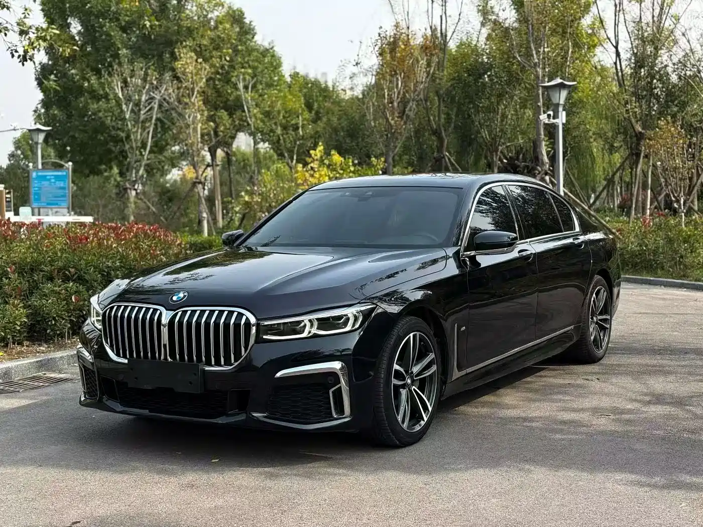 BMW 7 Series 2019 730Li M Sport Package
