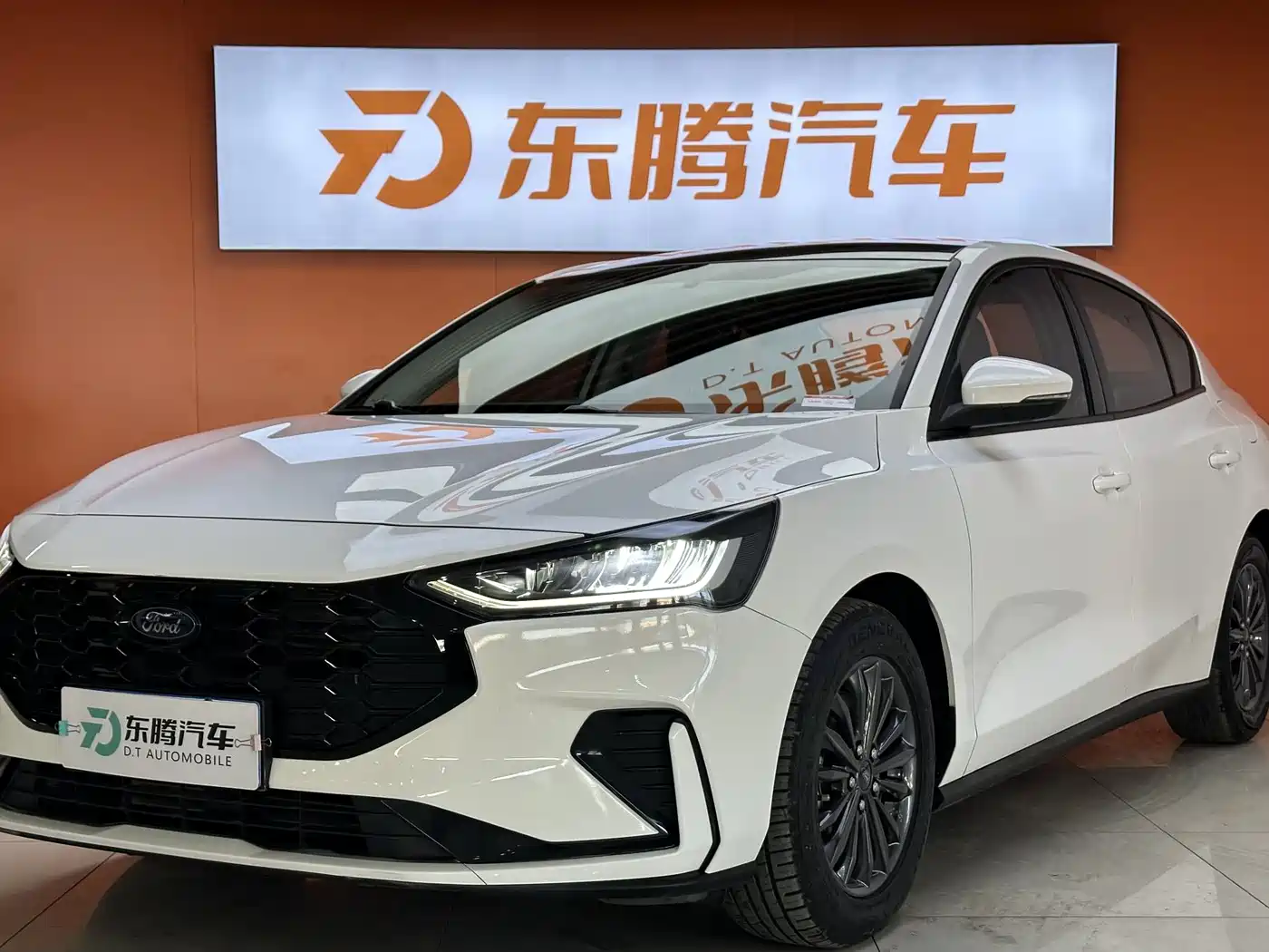 Ford Focus 2022 Sedan EcoBoost 180 Auto Speed Edition