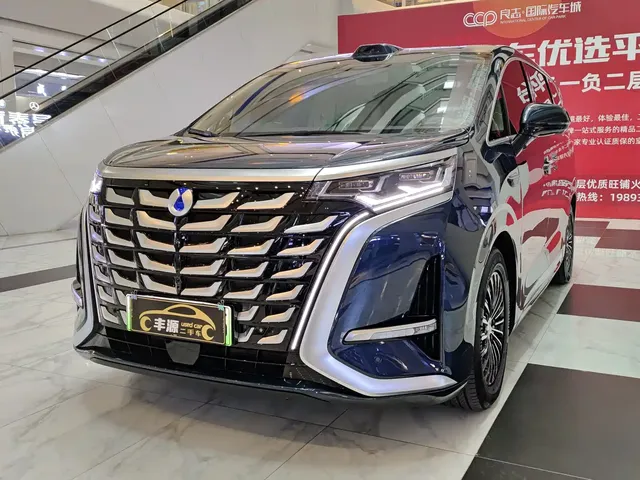Denza D9 2025 DM-i Smart Drive Edition 1020 AWD Luxury