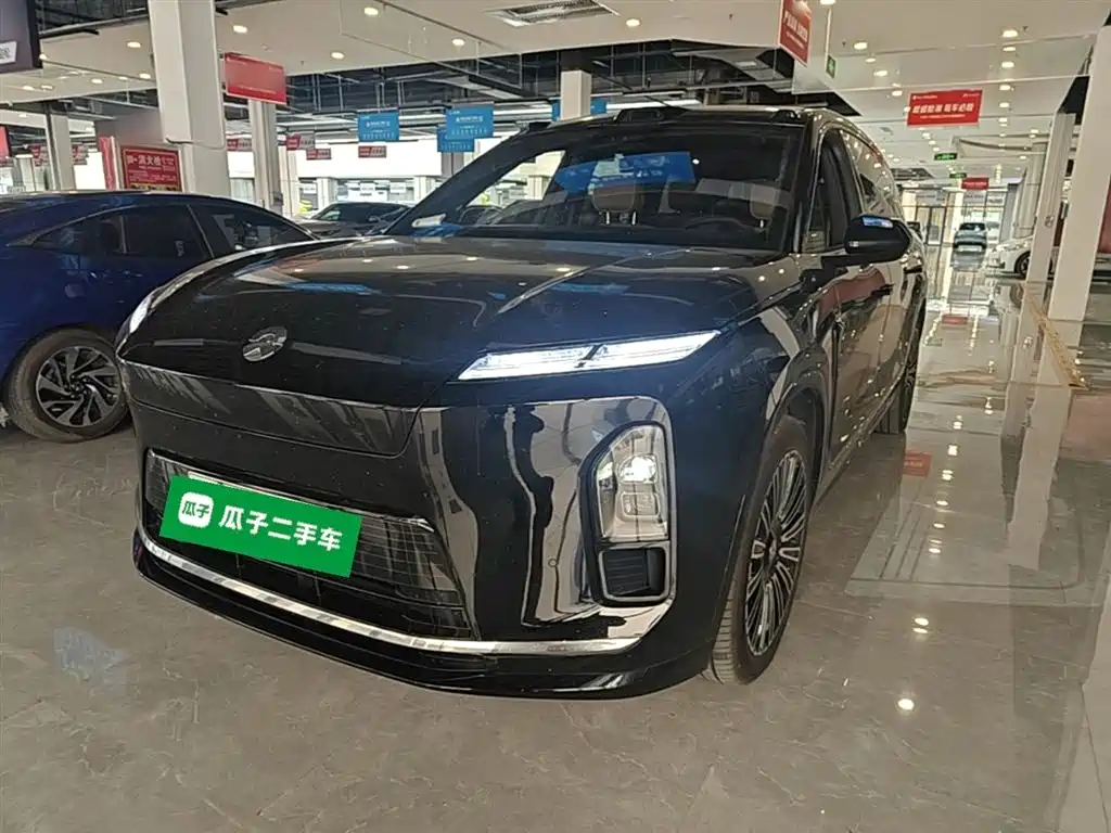 NIO ES8 2025 Model 6-Seat Executive Luxury Edition
