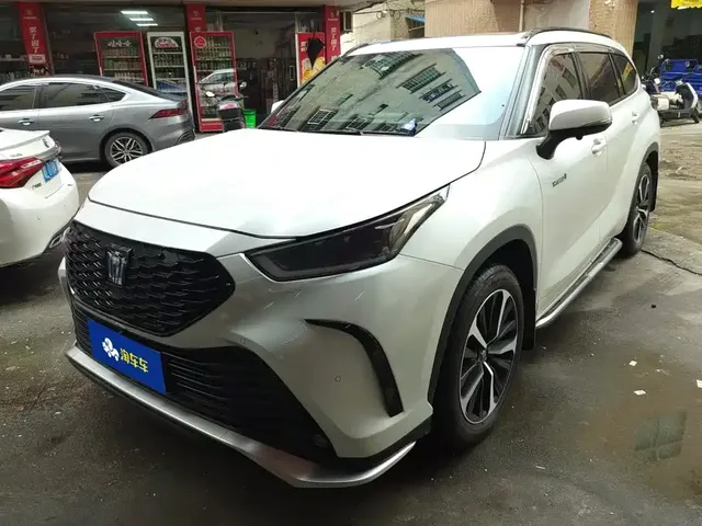 Toyota Crown Kluger 2023 2.5L HEV AWD Luxury Edition