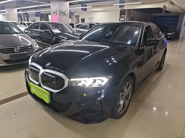 BMW i3 2022 eDrive 35 L