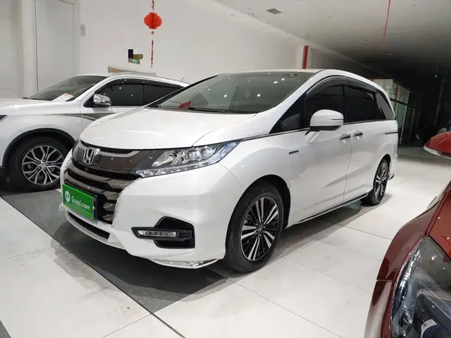 Honda Odyssey 2019 2.0L Sharp·Ultimate Edition