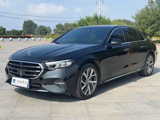 Mercedes-Benz E-Class 2025 E 300 L Fashion