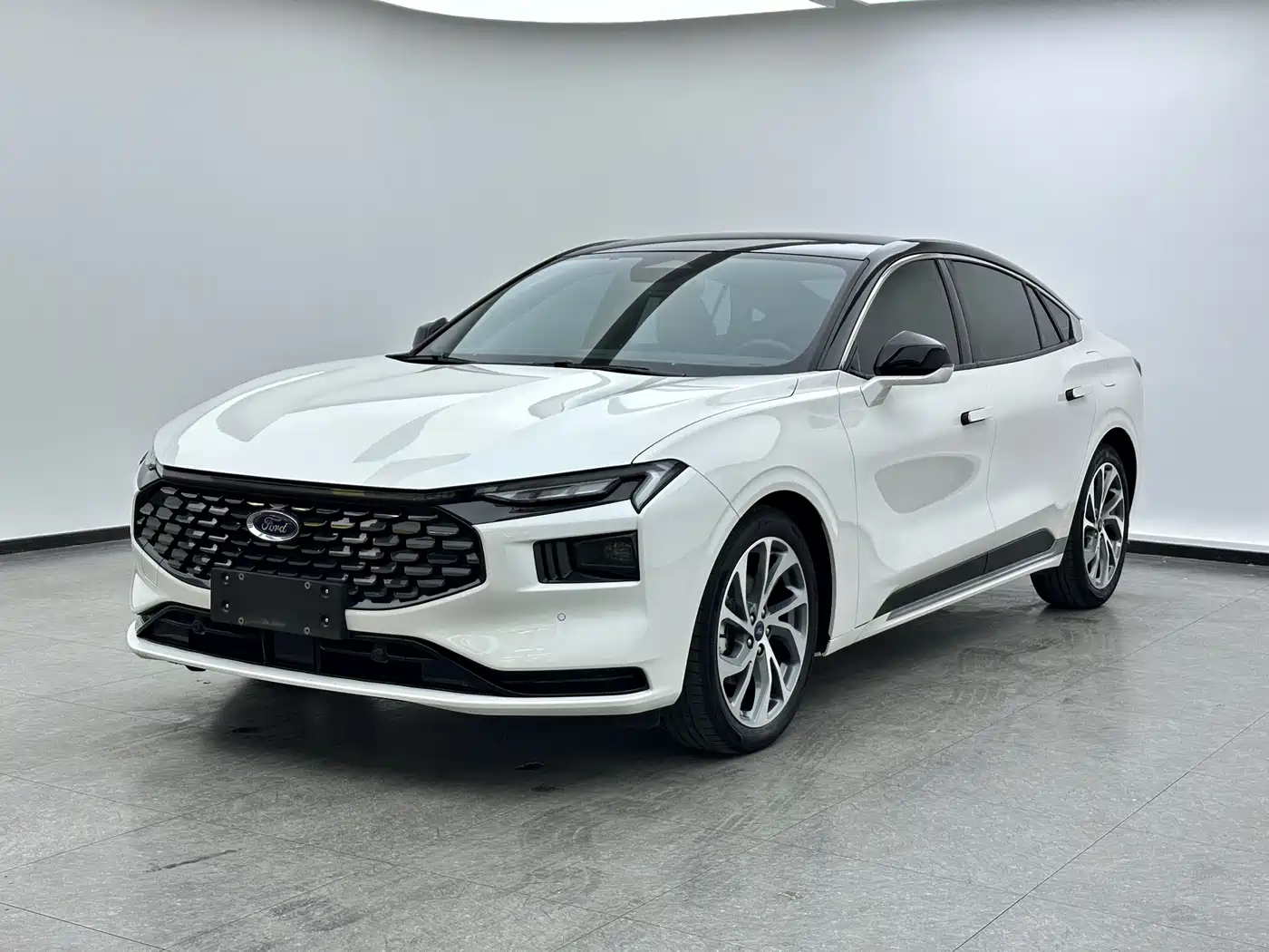 Ford Mondeo 2022 Facelift EcoBoost 245 Luxury