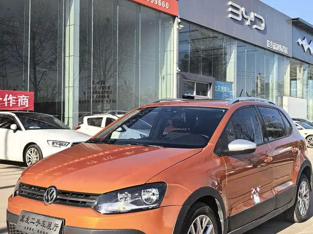 Volkswagen Polo 2018 1.5L Cross Polo Auto