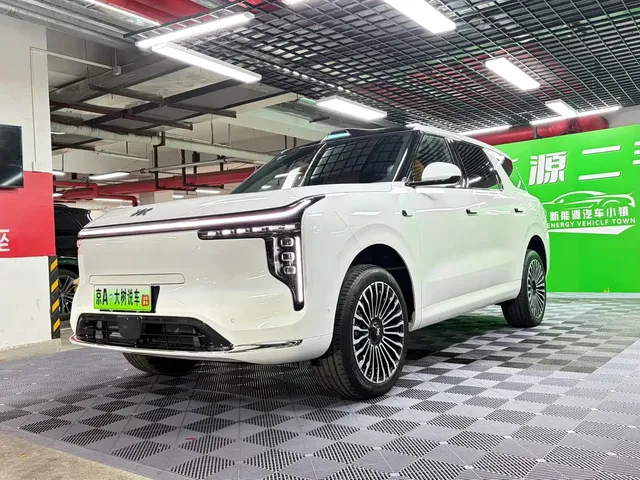 IM Motors IM LS8 2026 Model Base Version 5-seater Long Range Edition