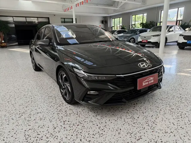 Hyundai Elantra 2023 1.5L CVT GLX Elite Edition