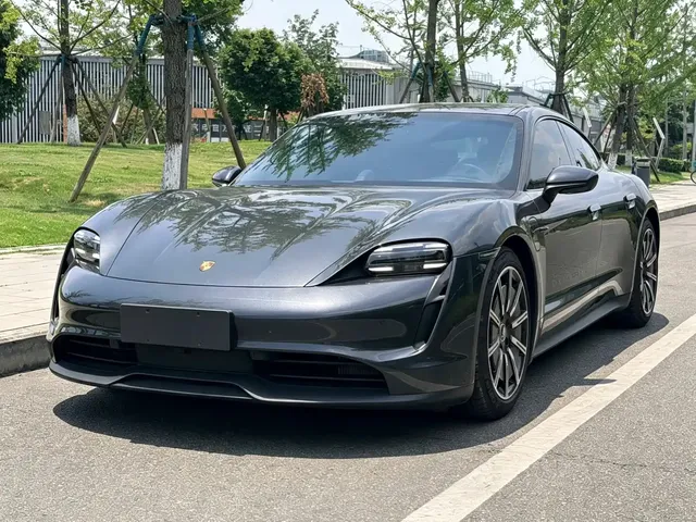 Porsche Taycan 2022 Facelift Taycan