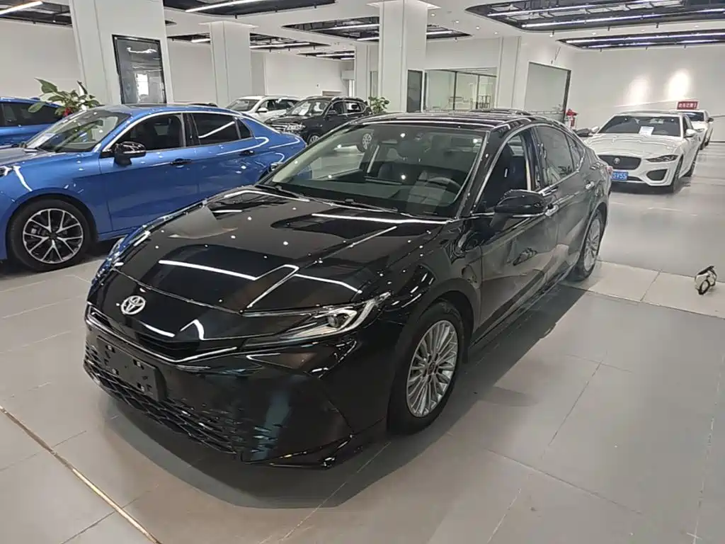 Toyota Camry 2024 2.0G Premium Edition