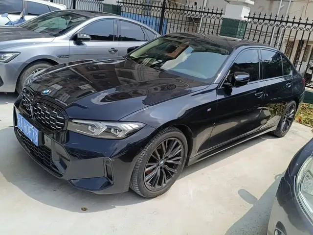 BMW 3 Series 2023 325Li M Sport Black Night Package