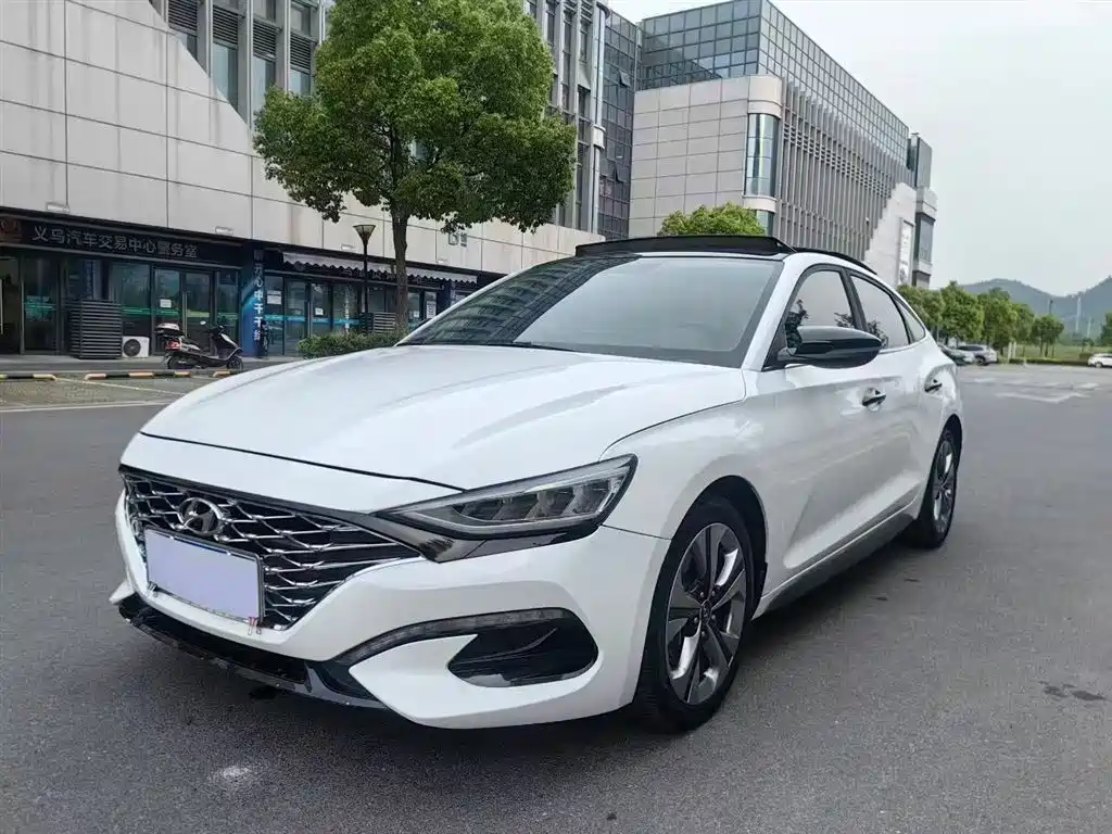 Hyundai Fista 2019 280TGDi Sport Edition China VI