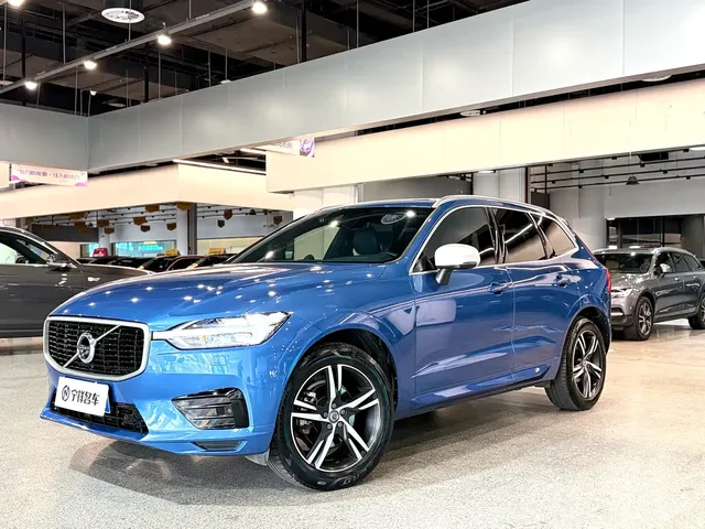 Volvo XC60 2018 T5 AWD Luxury Sport Edition