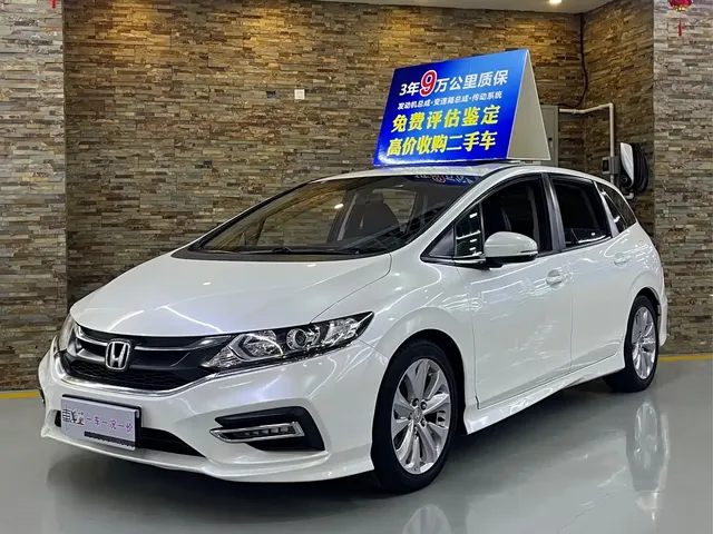 Honda Jade 2017 1.8L Automatic Comfort Edition 5-seater