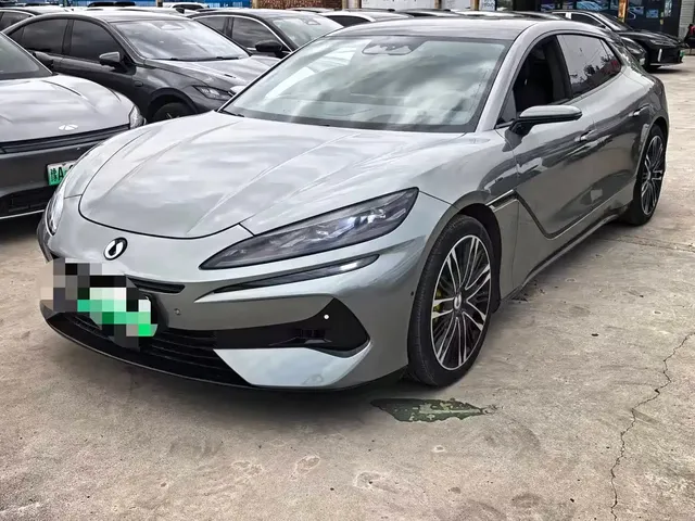 Denza Z9GT 2024 1100 AWD Max Launch Edition