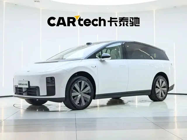 Li Auto Li i8 2025 Standard Edition