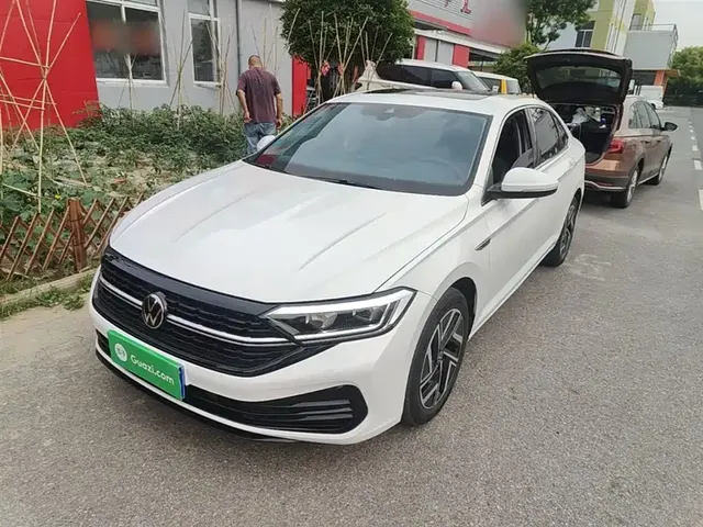 Volkswagen Sagitar 2023 300TSI DSG Surpassing Edition