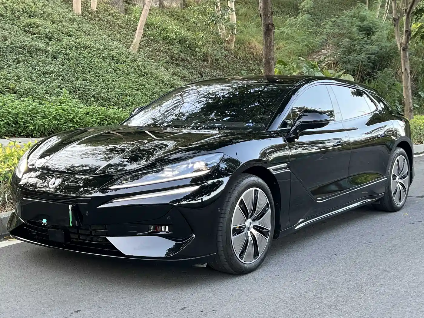 Denza Z9GT 2024 Model 1100 AWD Max Edition