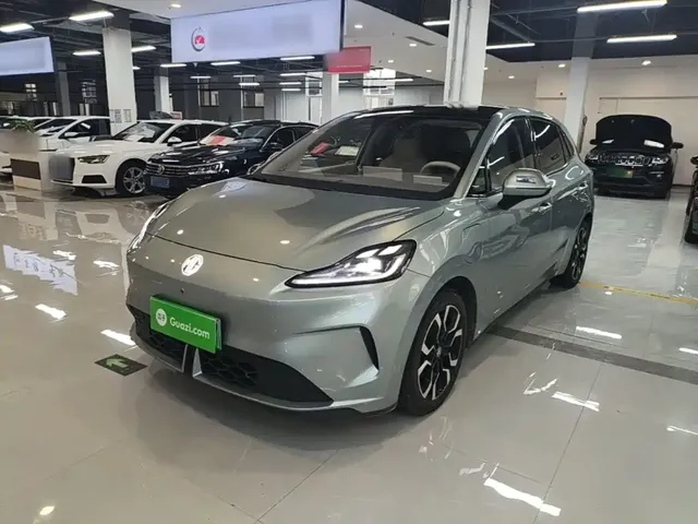 MG 4 EV 2025 Base Model