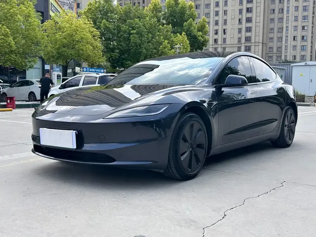 Tesla Model 3 2023 Rear-Wheel Drive