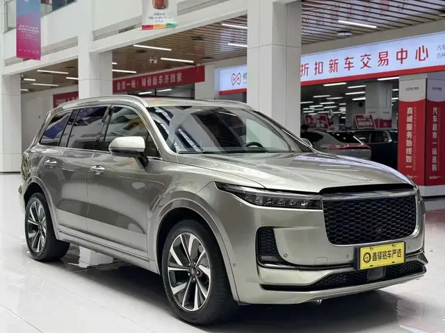 Li Auto Li ONE 2020 Extended Range 6-seater
