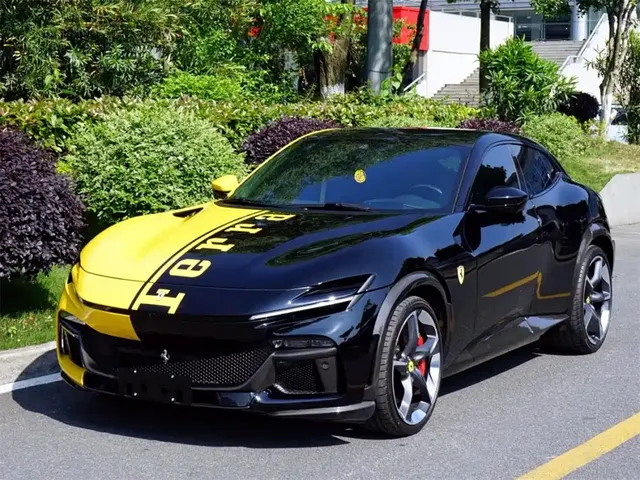 Ferrari Purosangue 2023 6.5L V12
