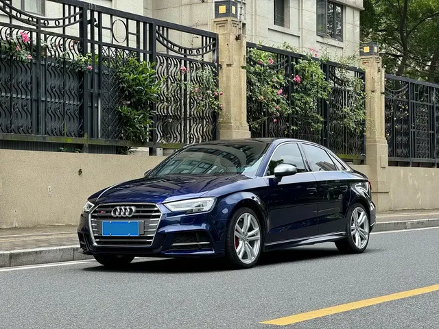 Audi S3 2017 Facelift S3 2.0T Limousine