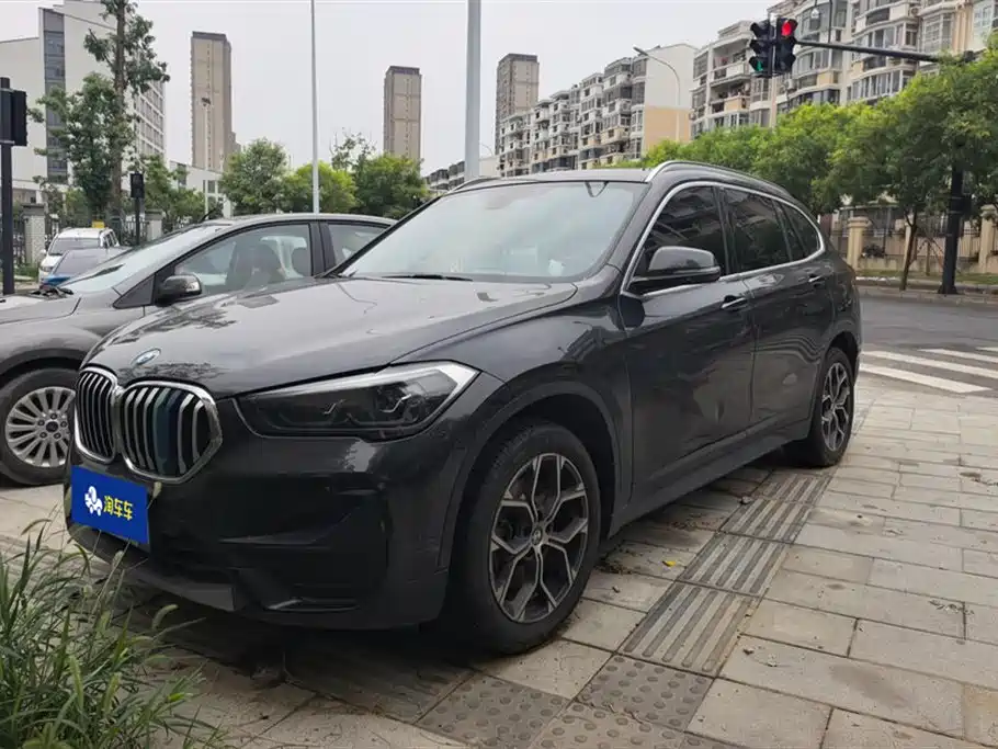 BMW X1 2022 sDrive25Li Leading
